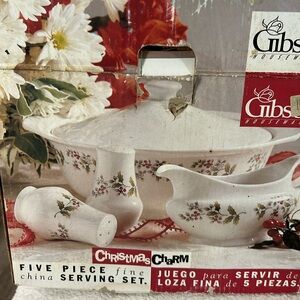 Vintage (1996) Gibson Christmas Charm Five Piece Fine China Serving Set